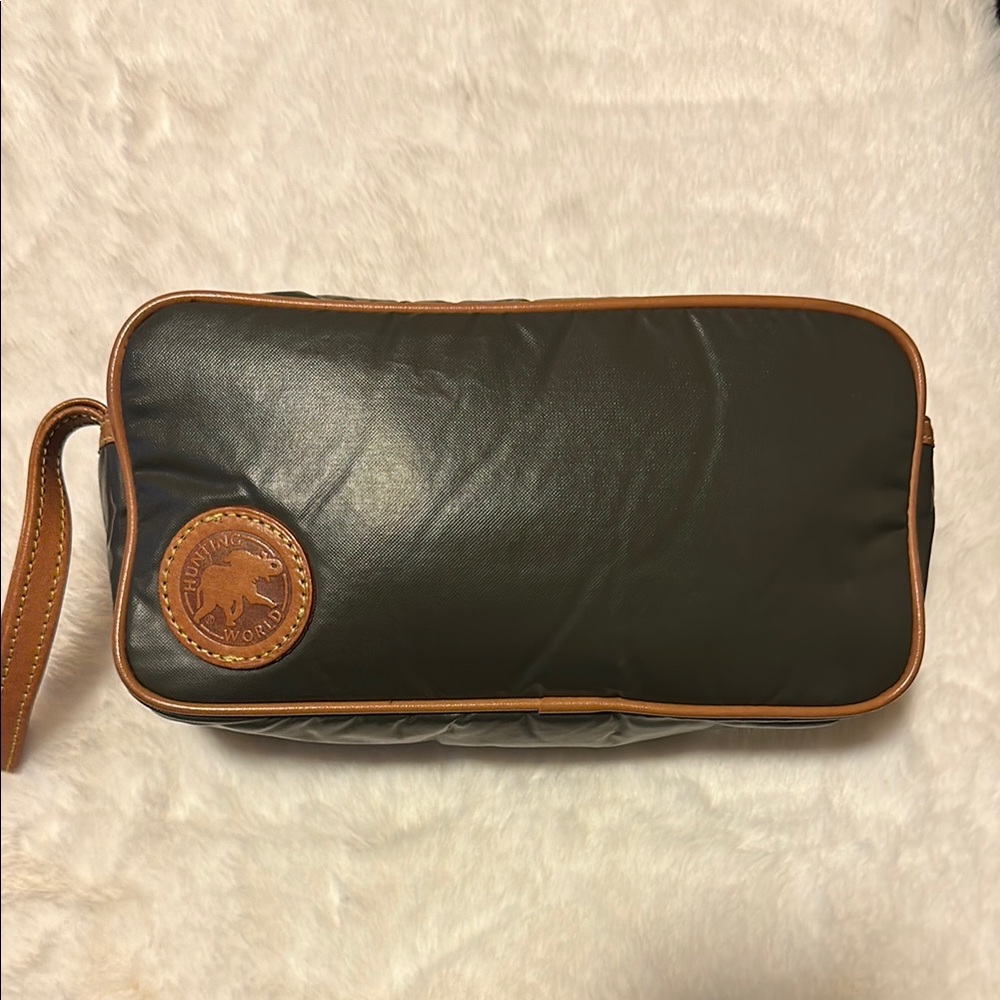 NEW HUNTING WORLD Hunter Green Leather Trim Toiletry Bag